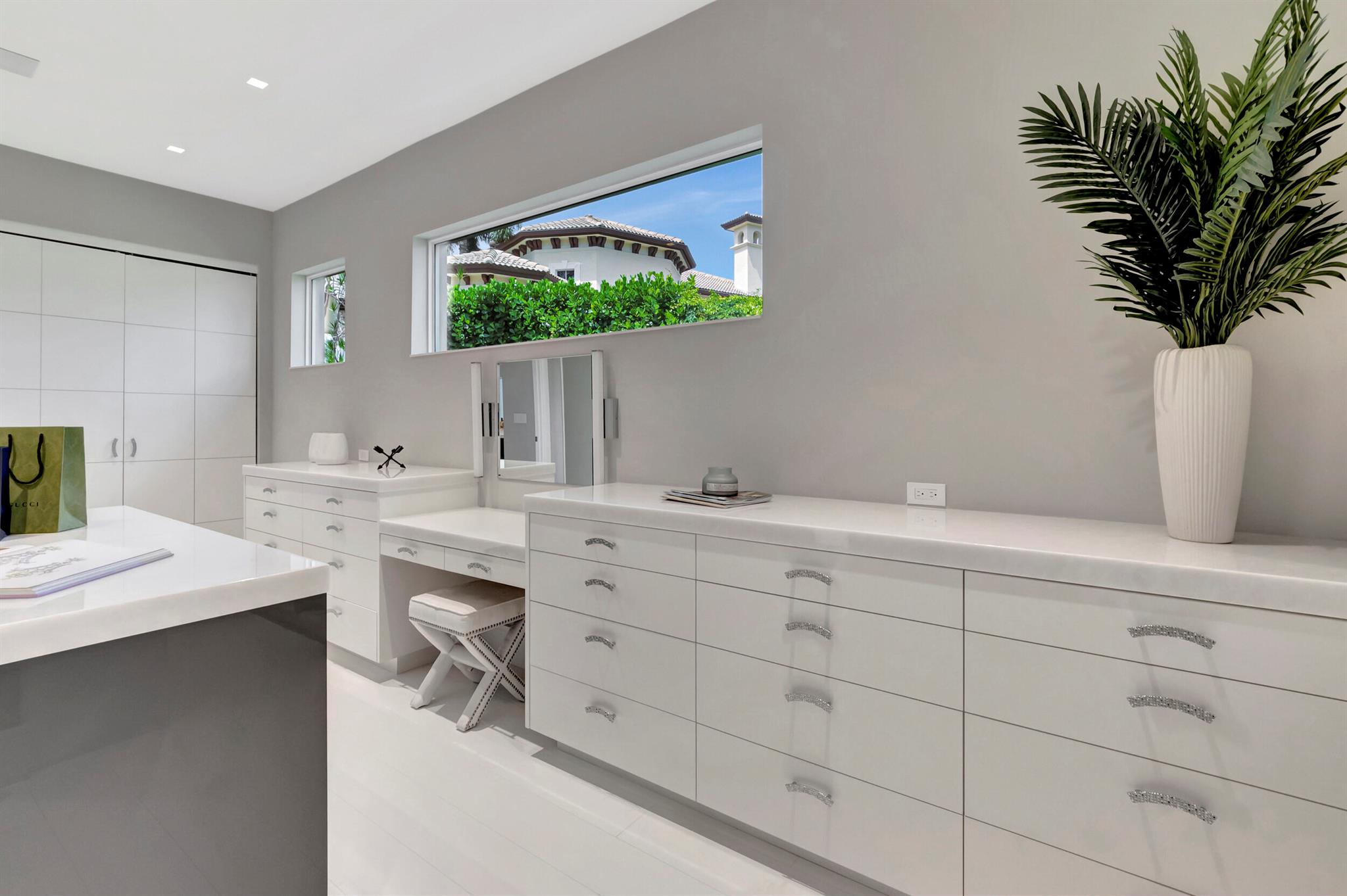 Mizner Country Club - Residential