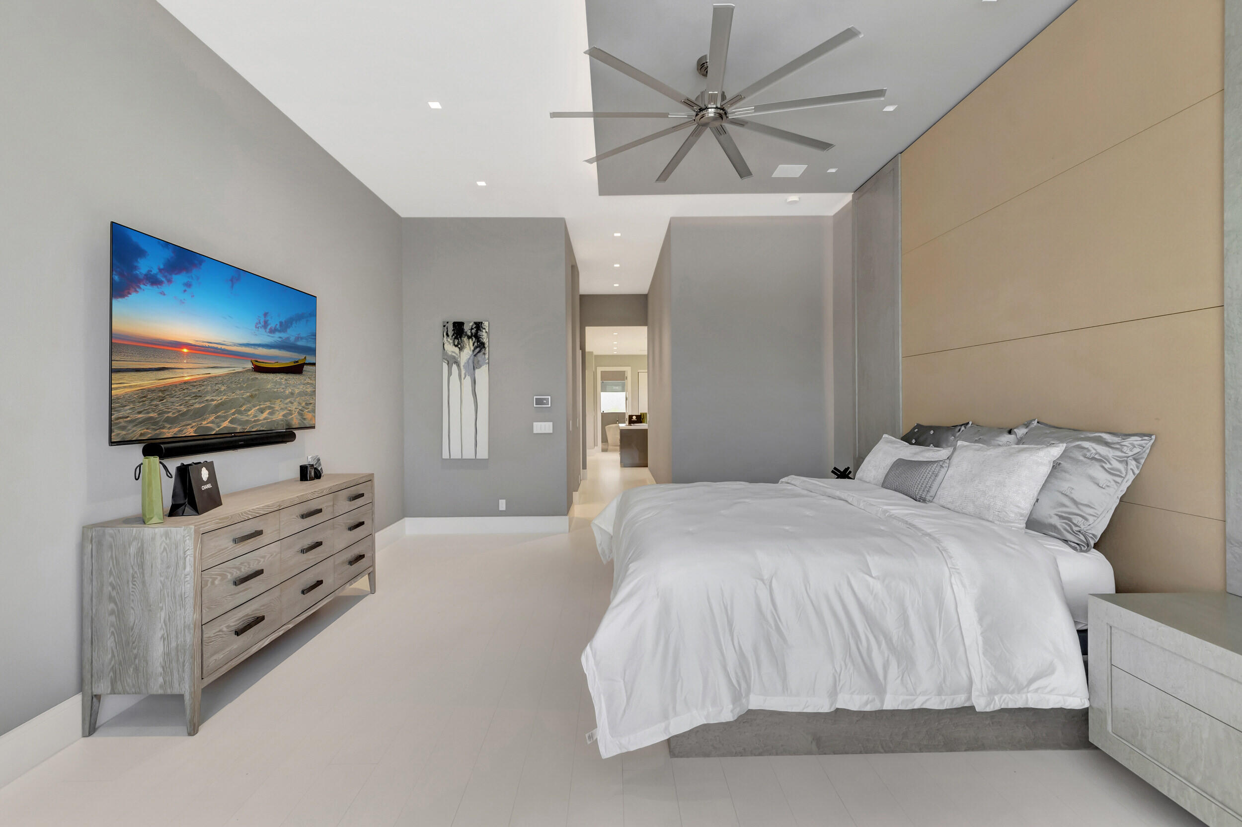 Mizner Country Club - Residential