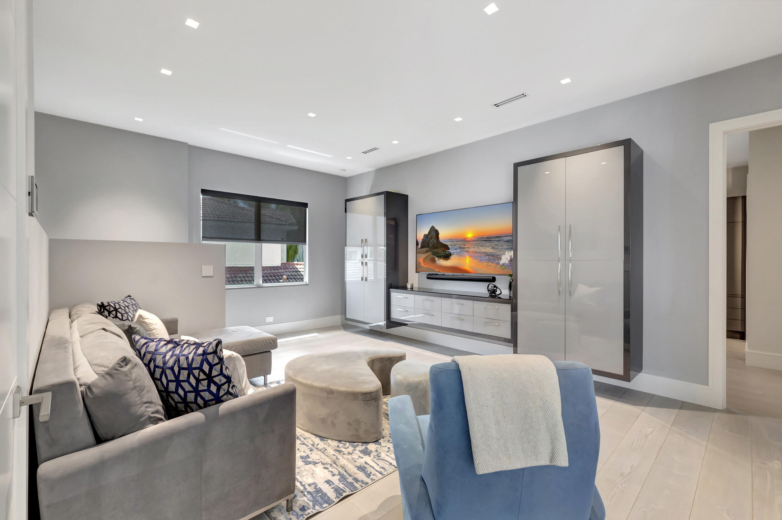 Mizner Country Club - Residential