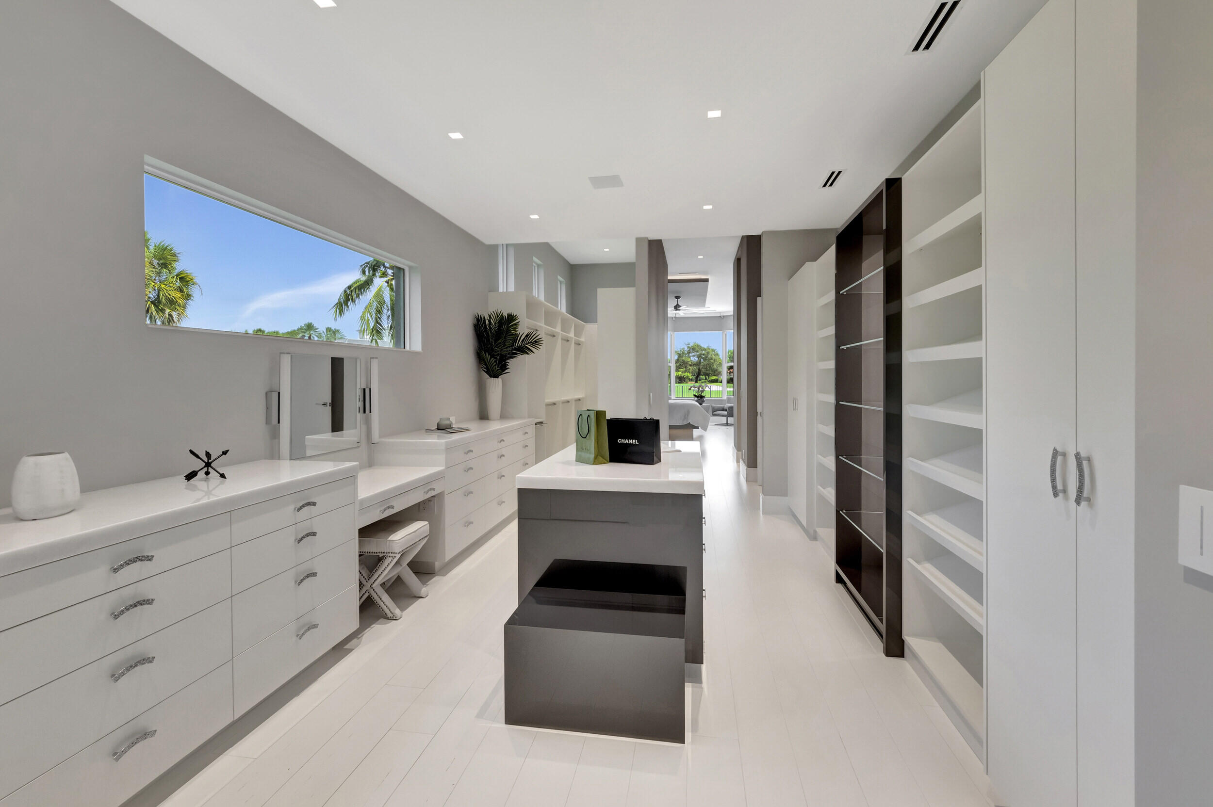 Mizner Country Club - Residential