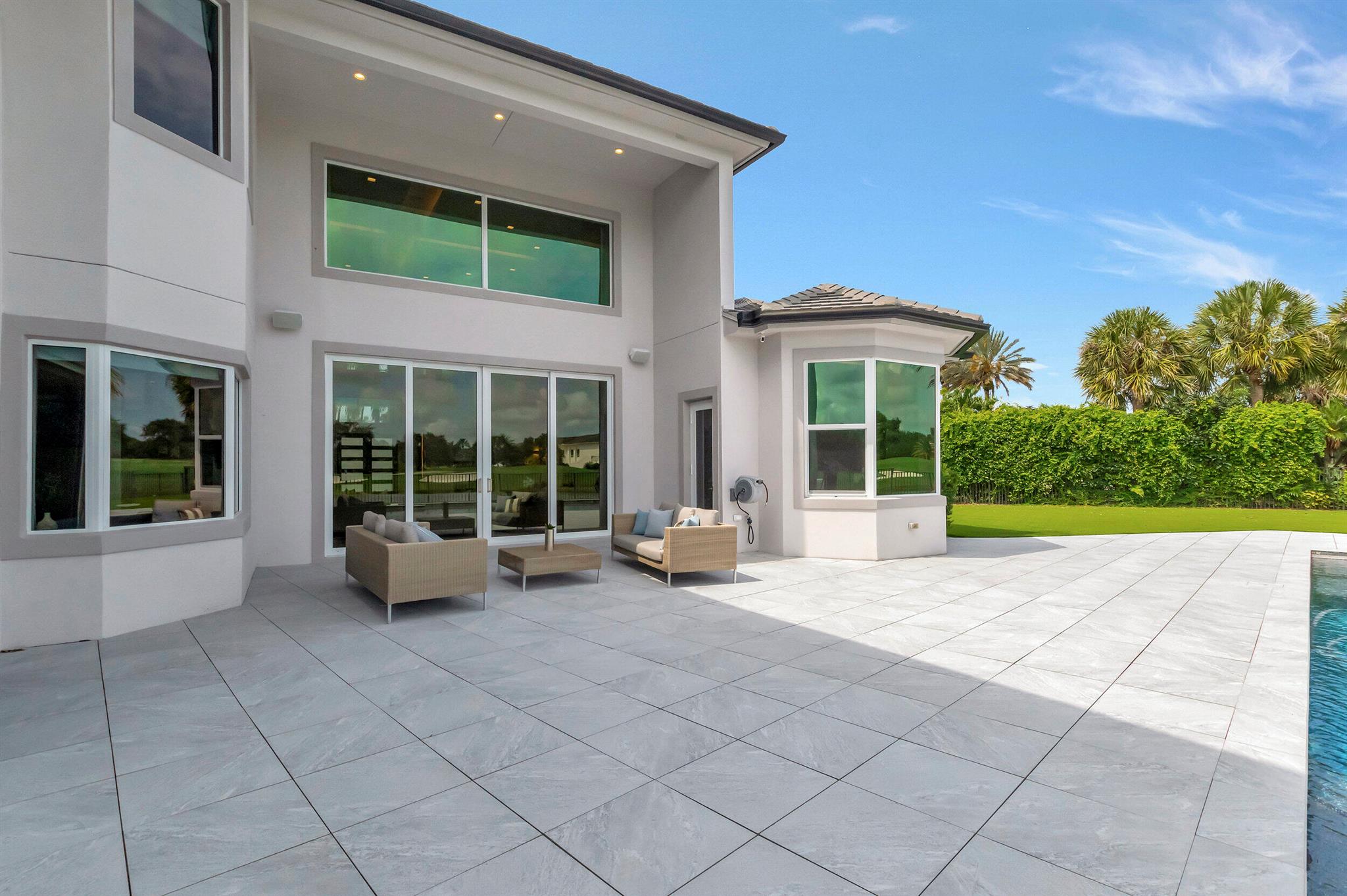 Mizner Country Club - Residential