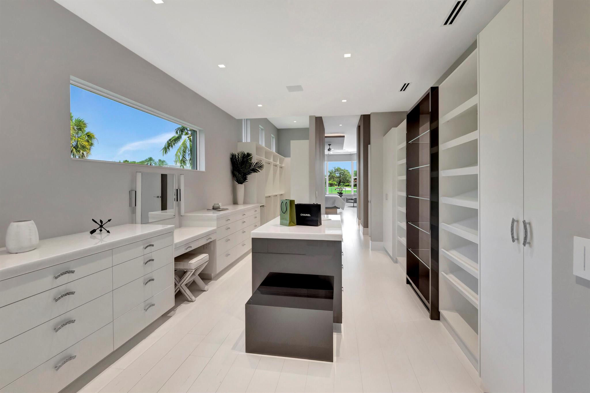 Mizner Country Club - Residential