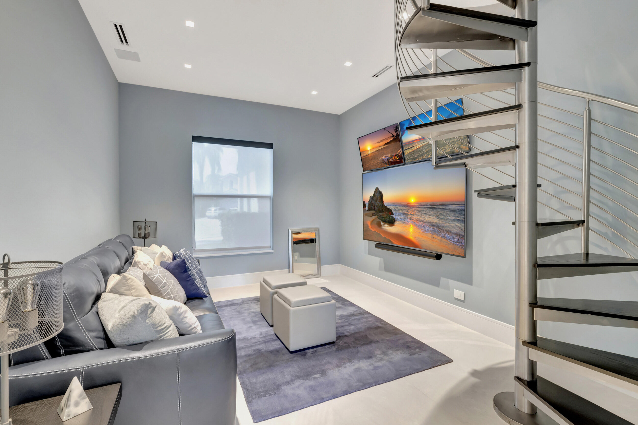 Mizner Country Club - Residential