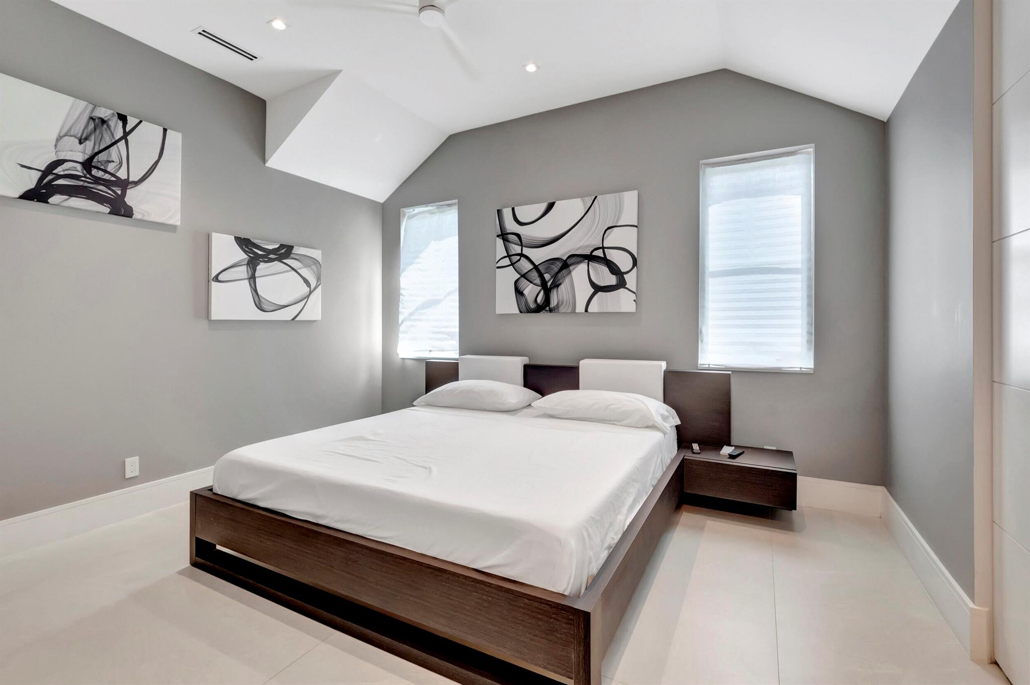 Mizner Country Club - Residential