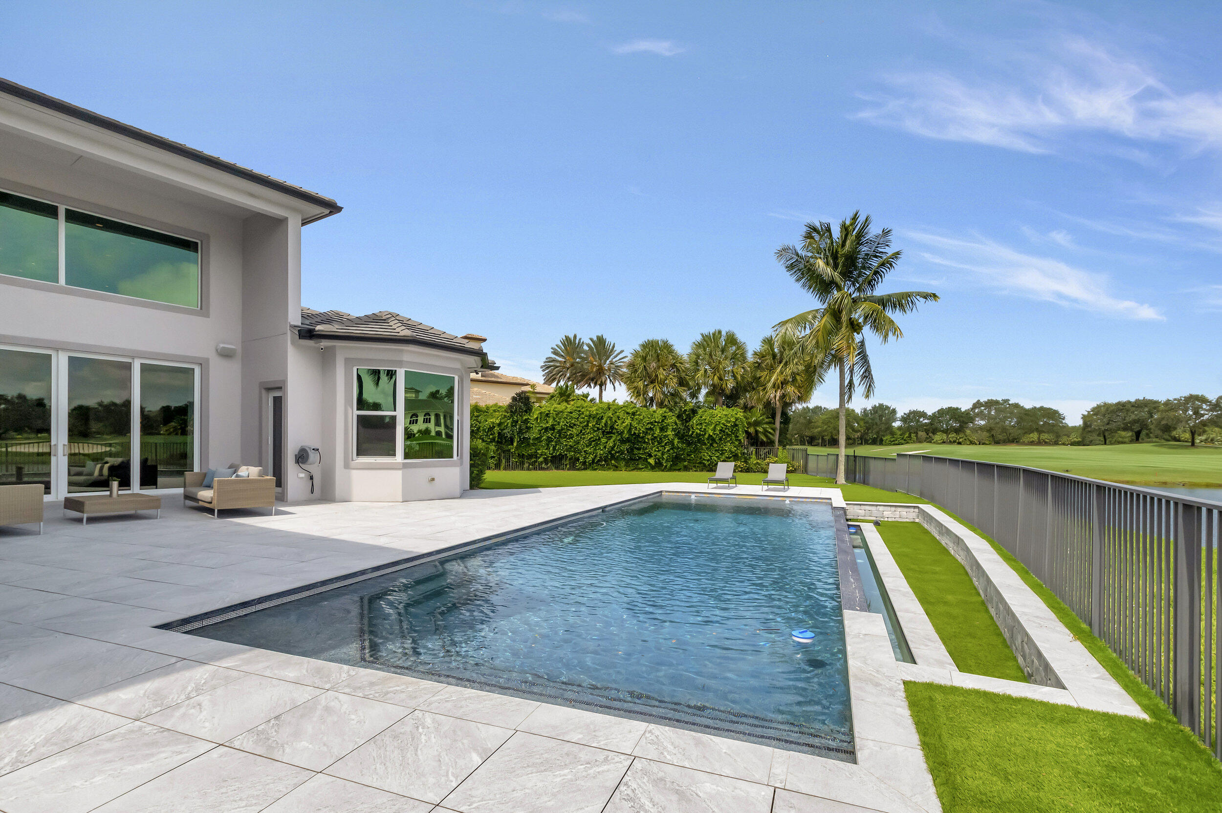 Mizner Country Club - Residential