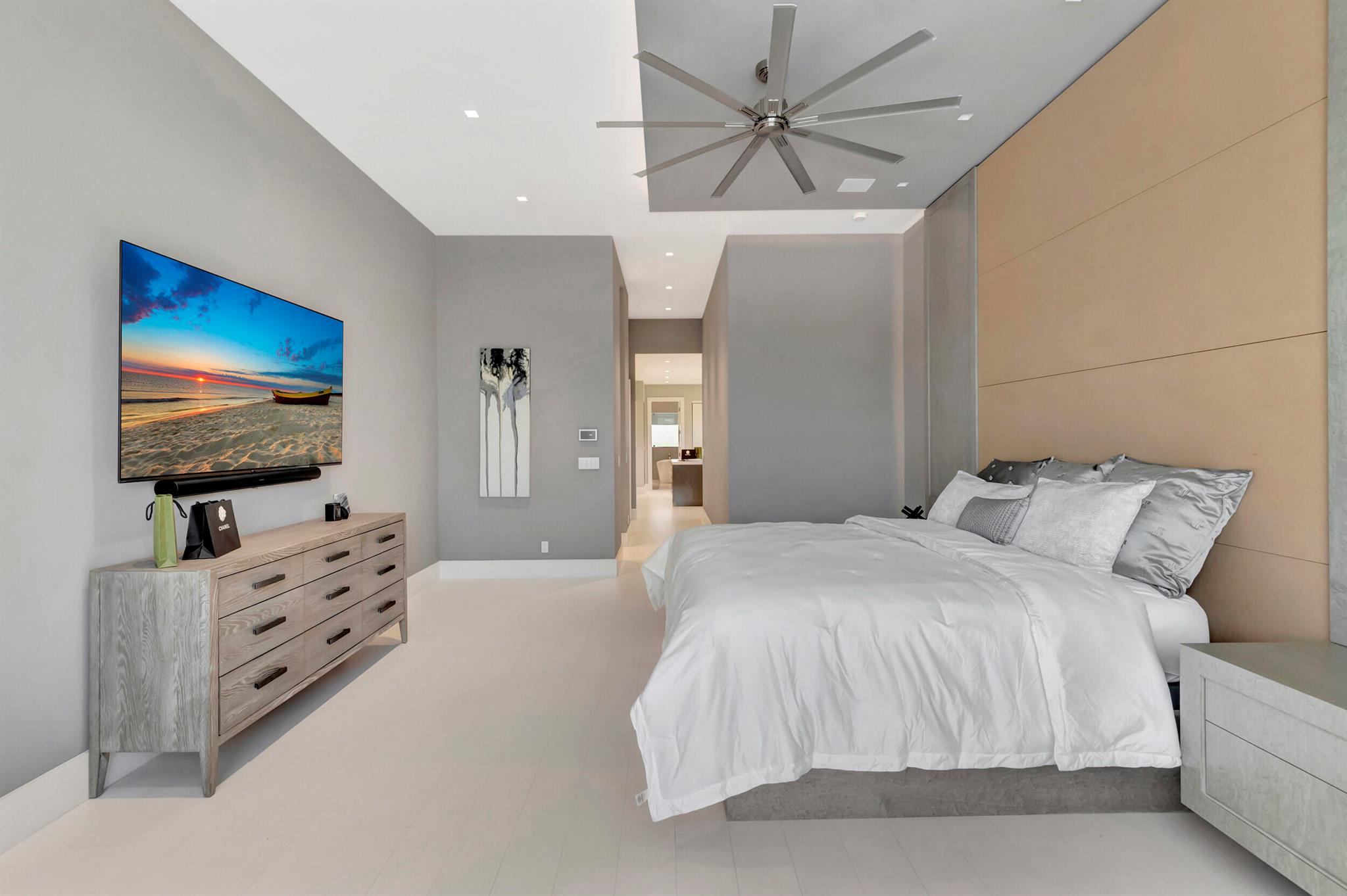 Mizner Country Club - Residential