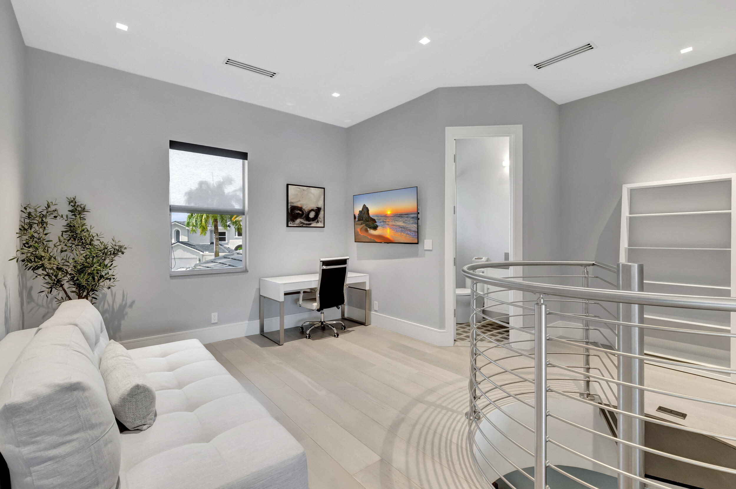 Mizner Country Club - Residential