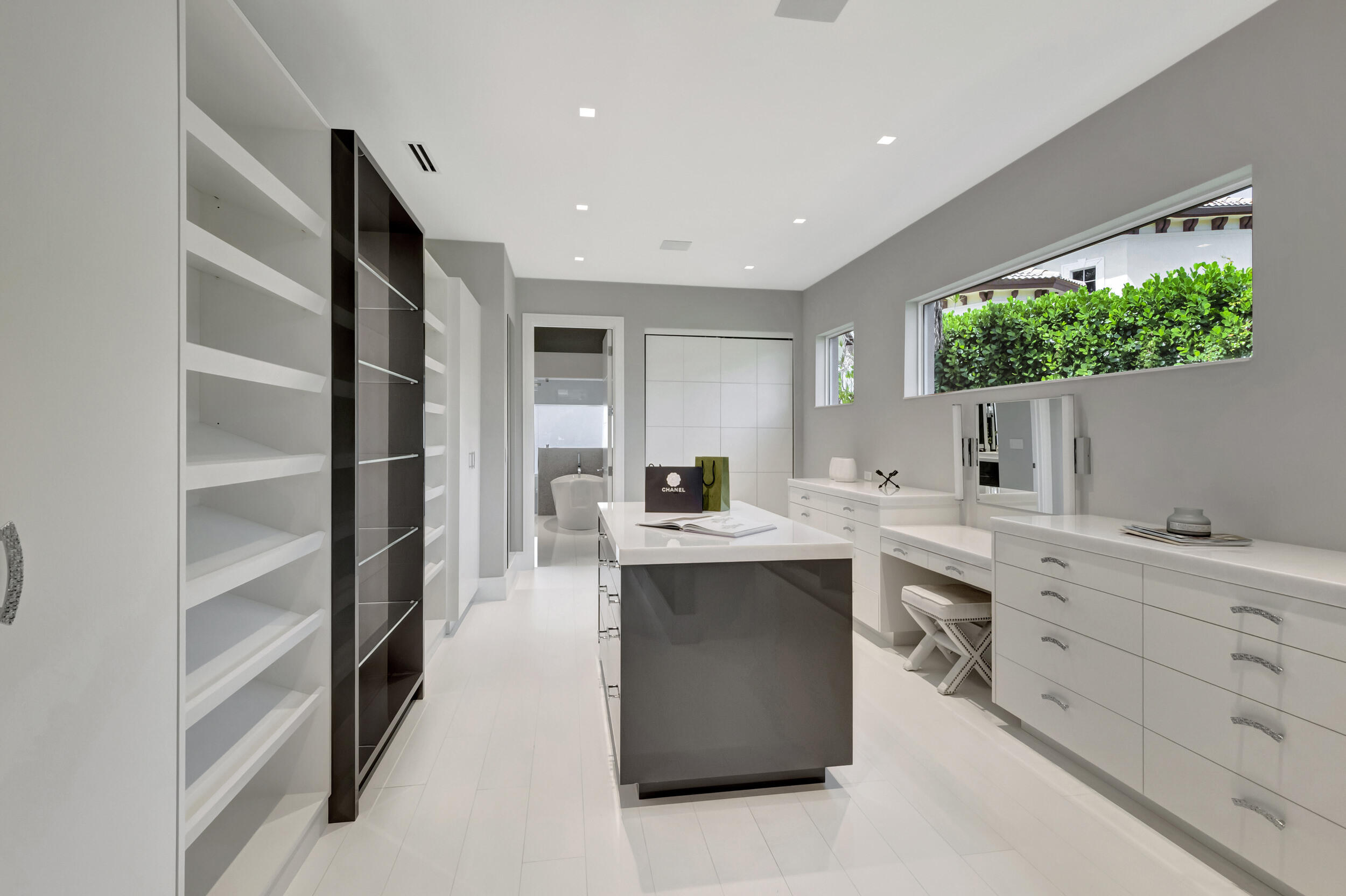 Mizner Country Club - Residential