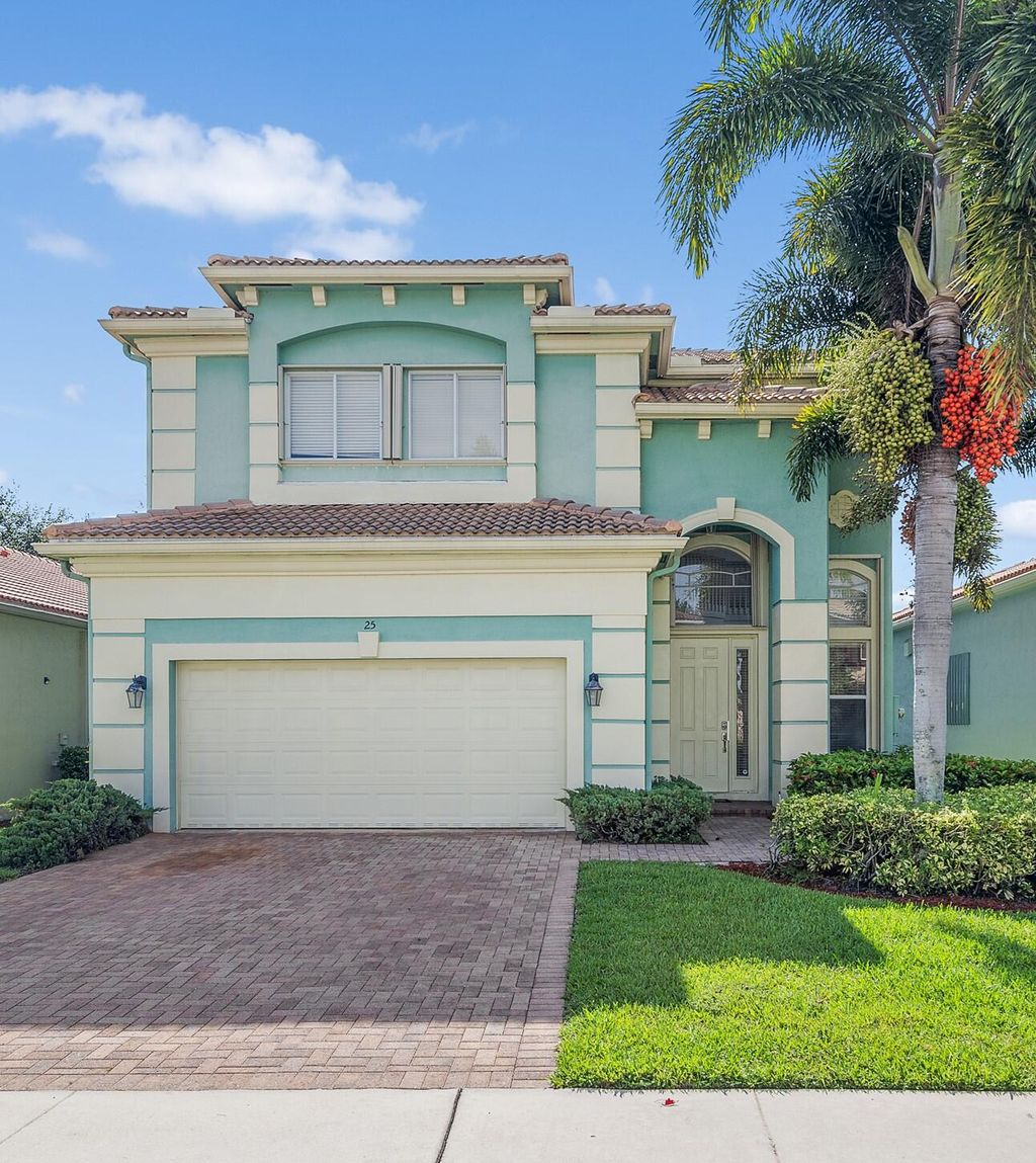 Photo of 25 Country Lake Circle, Boynton Beach, FL 33436 (MLS # R10995649)