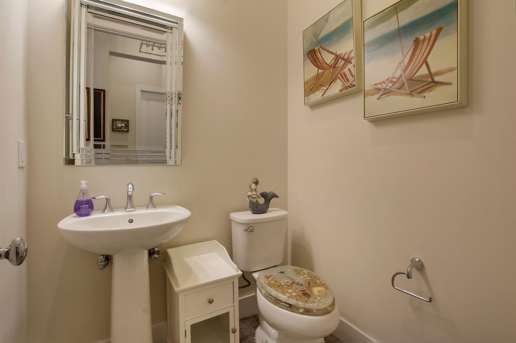 ALTON NEIGHBORHOOD 1 - Residential Lease