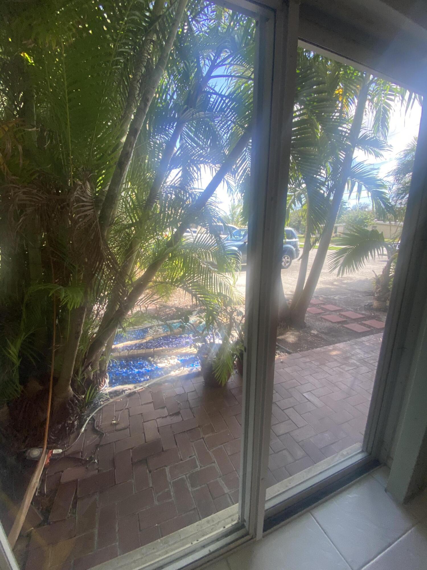 REGENCY MANOR CONDO - Residential