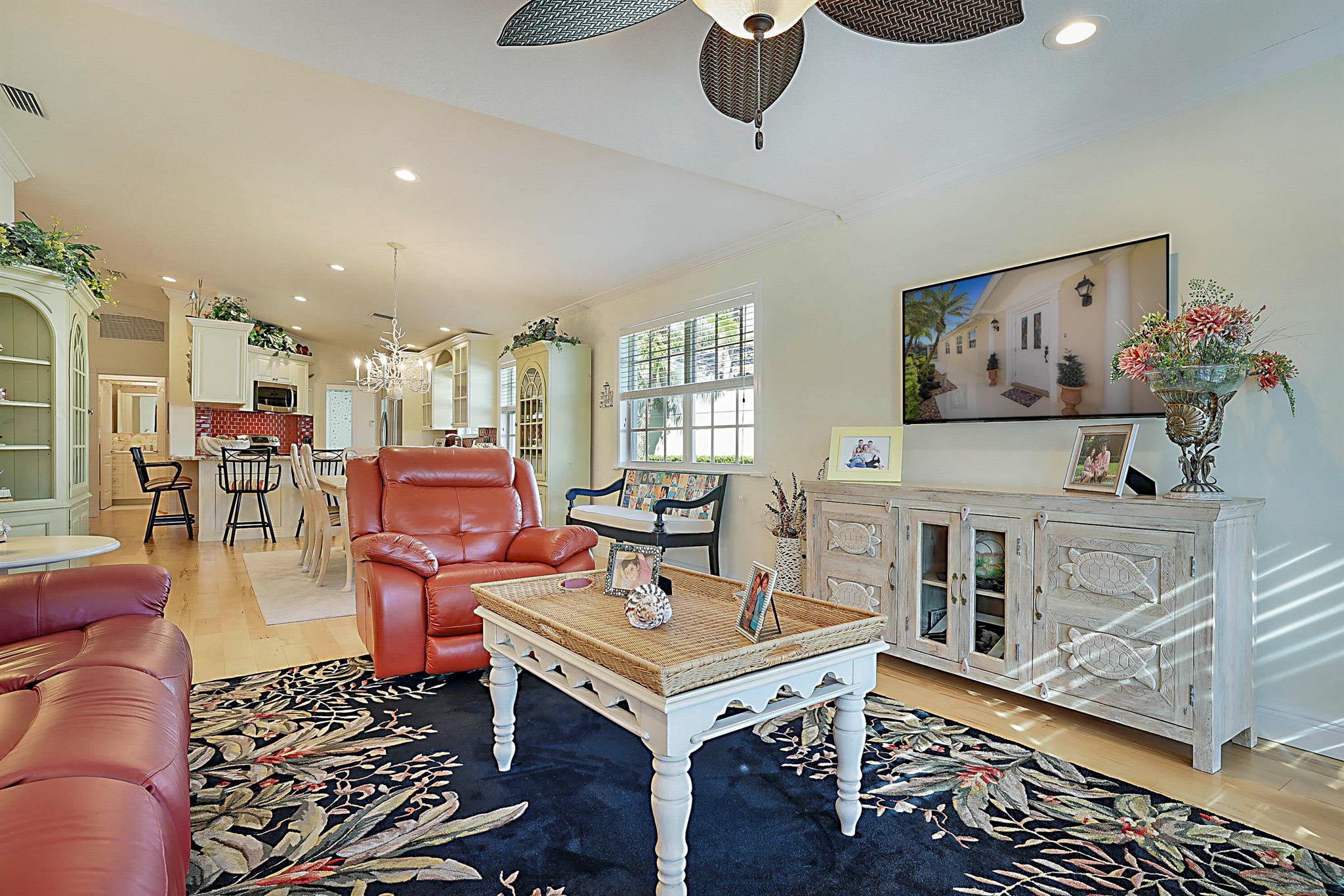 ISLES AT PALM BEACH GARDE - Residential