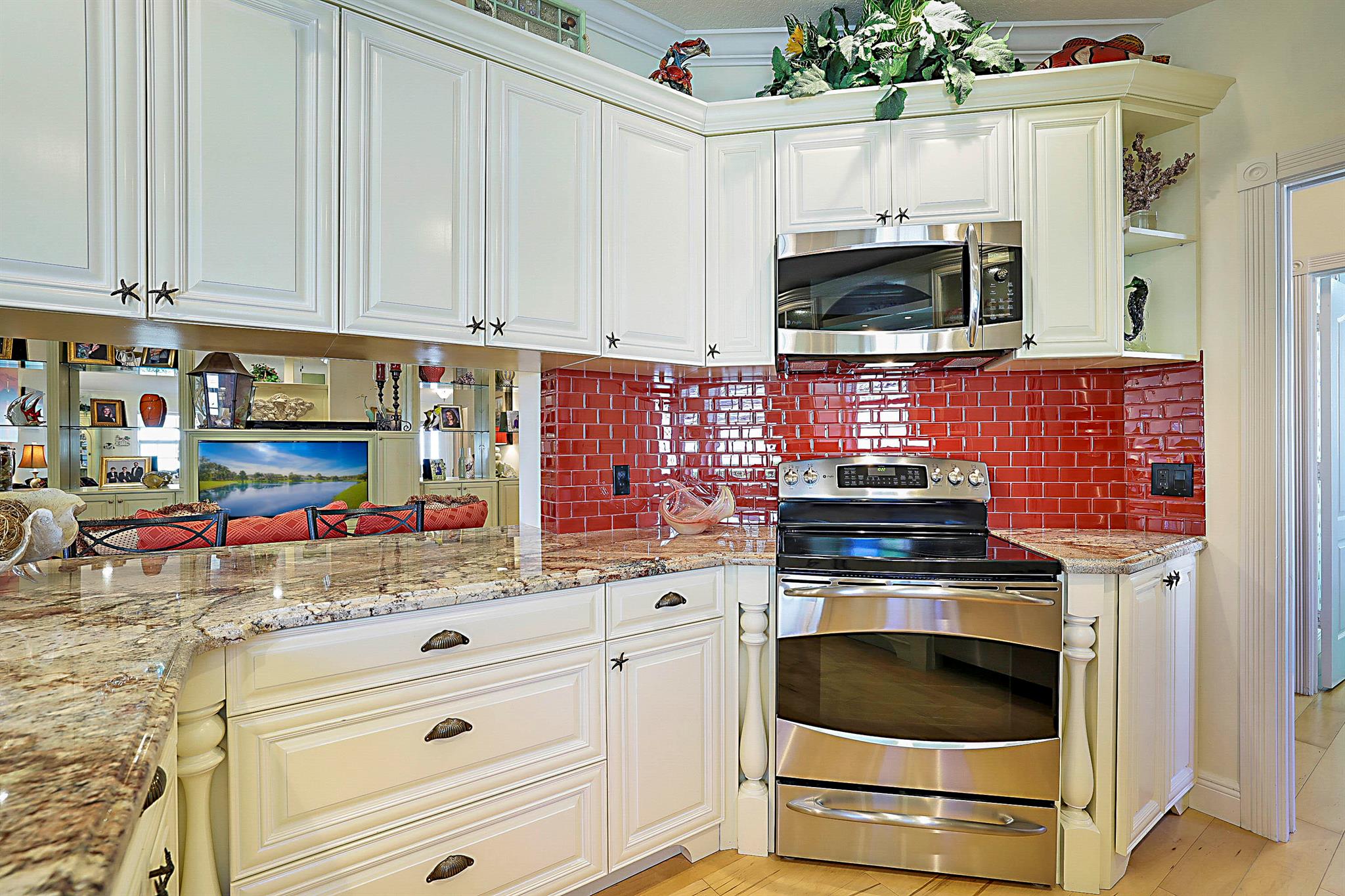 ISLES AT PALM BEACH GARDE - Residential