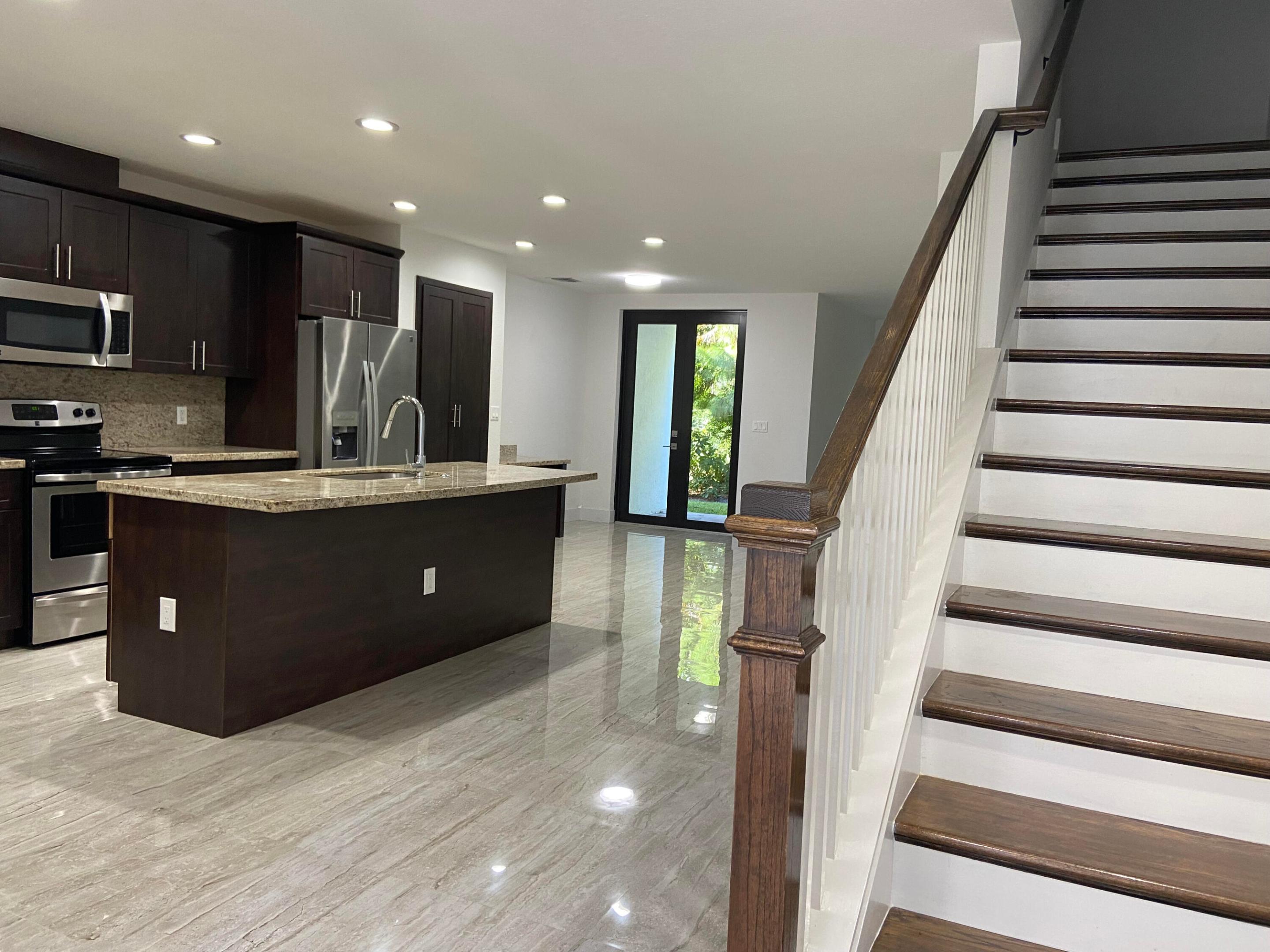 287 Bella Sol Way
