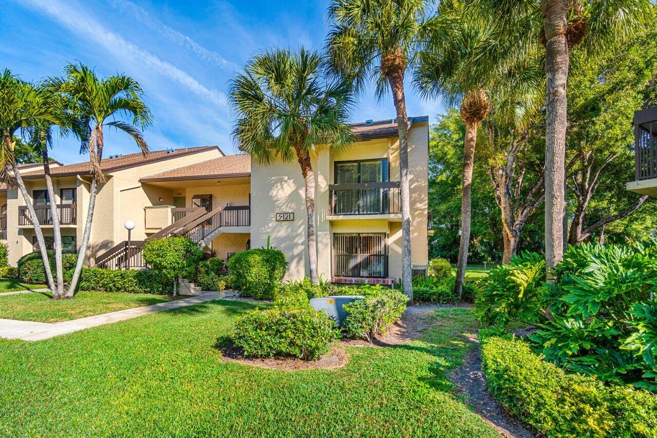 5121 Oak Hill Lane 416