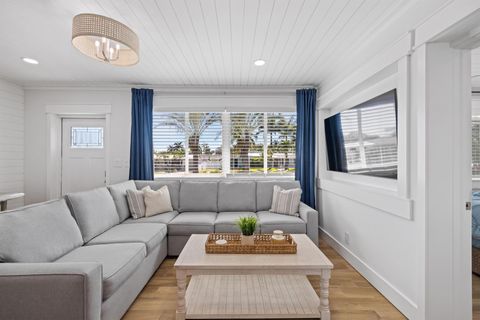 Single Family Residence in Pompano Beach FL 2405 6th Street St 2.jpg