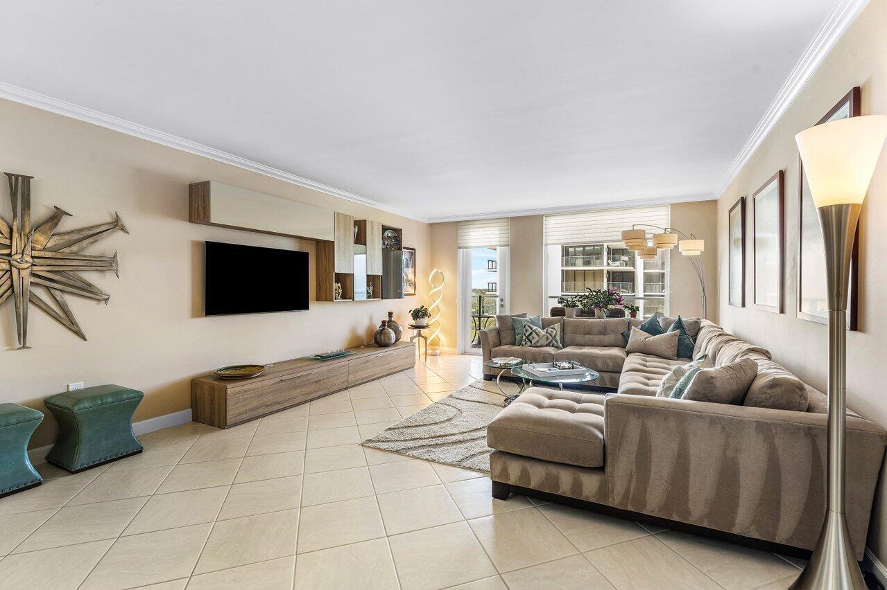 PATRICIAN OF PALM BEACH CONDO - Residential