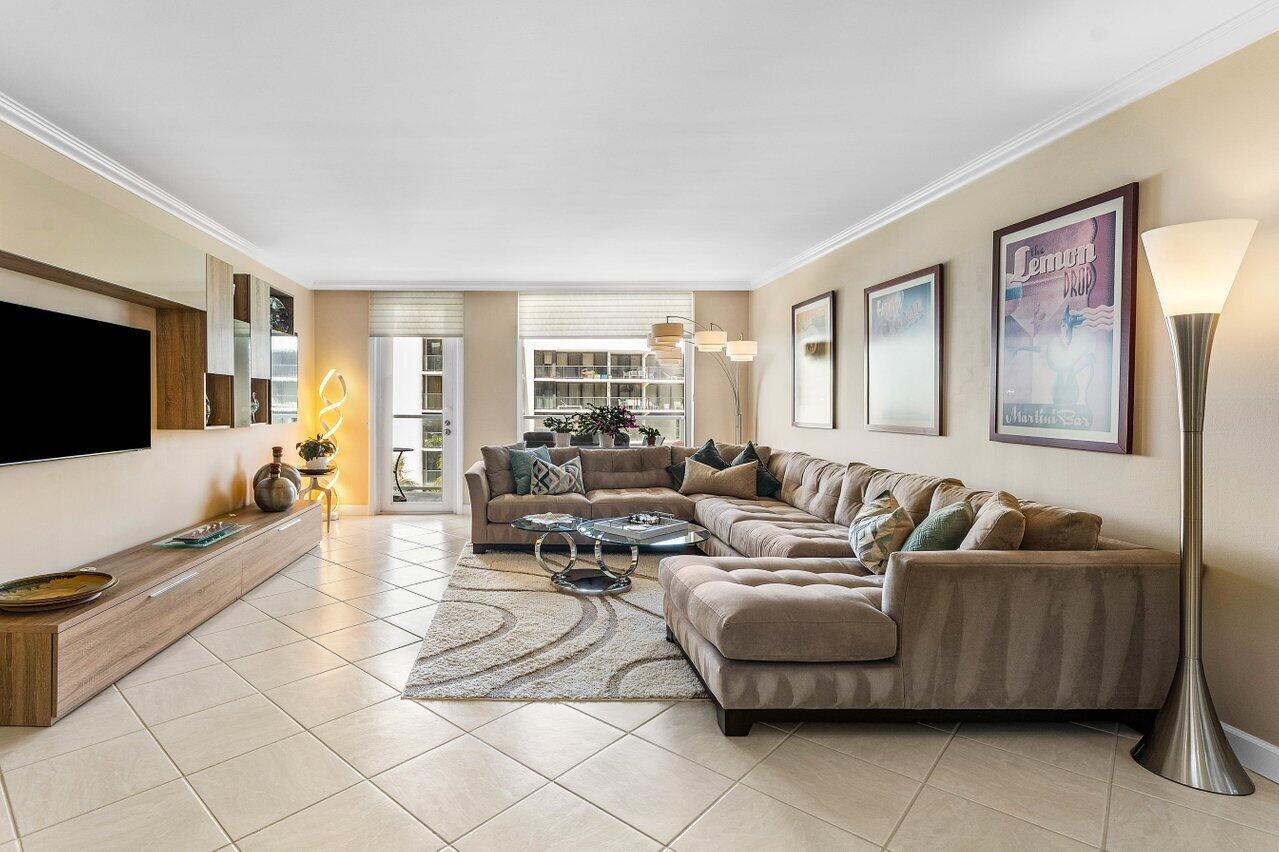 PATRICIAN OF PALM BEACH CONDO - Residential