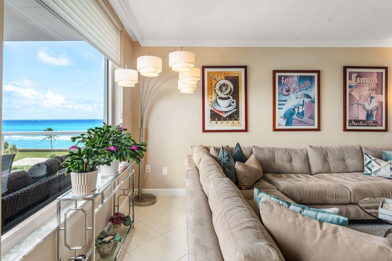 PATRICIAN OF PALM BEACH CONDO - Residential