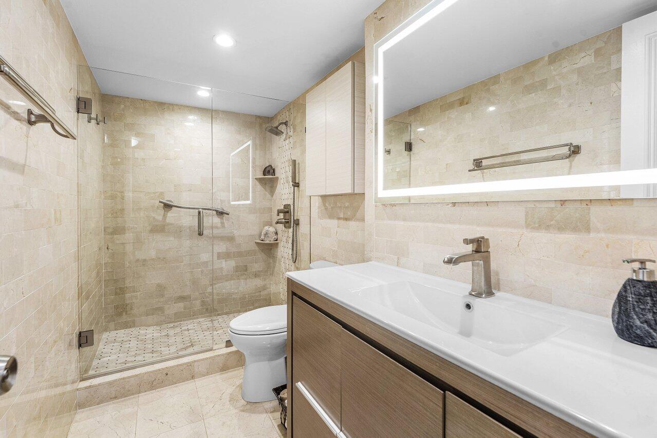 PATRICIAN OF PALM BEACH CONDO - Residential