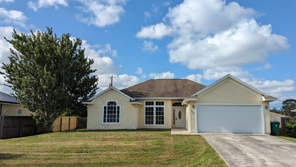 Photo of 333 SW Dwight Avenue, Port St Lucie, FL 34983 (MLS # R10914095)