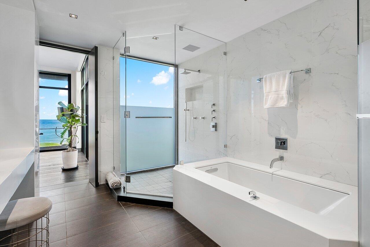 Galleon Bay - Residential