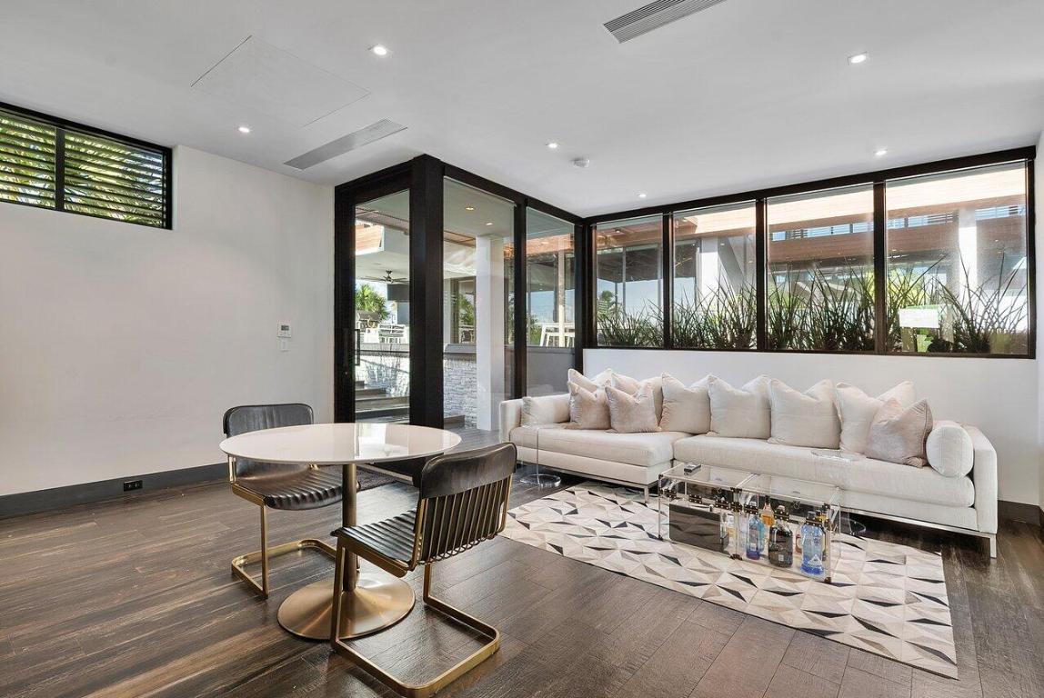 Galleon Bay - Residential