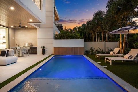 Tiny photo for 130 NE Wavecrest Way, Boca Raton, FL 33432 (MLS # B26063255)