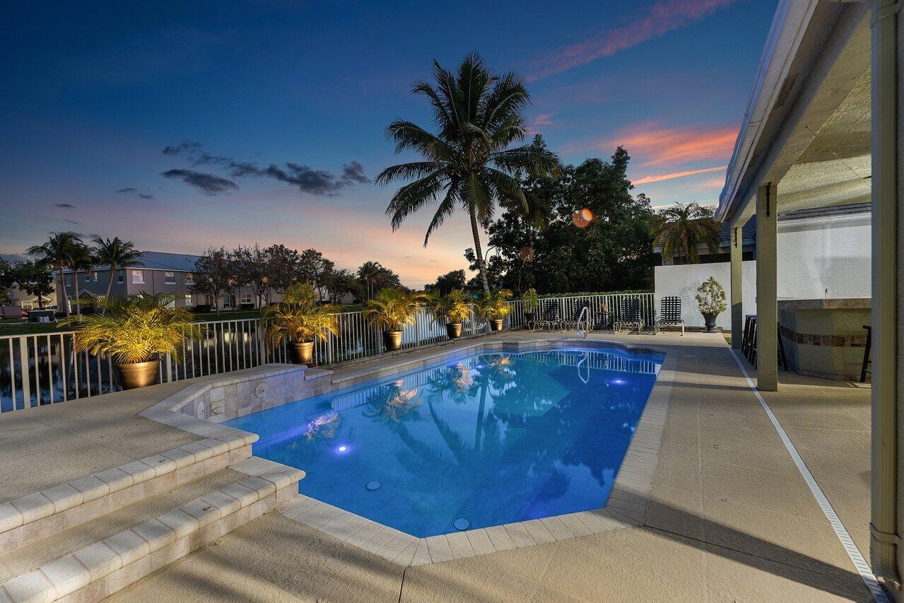 Victoria Groves - Residential