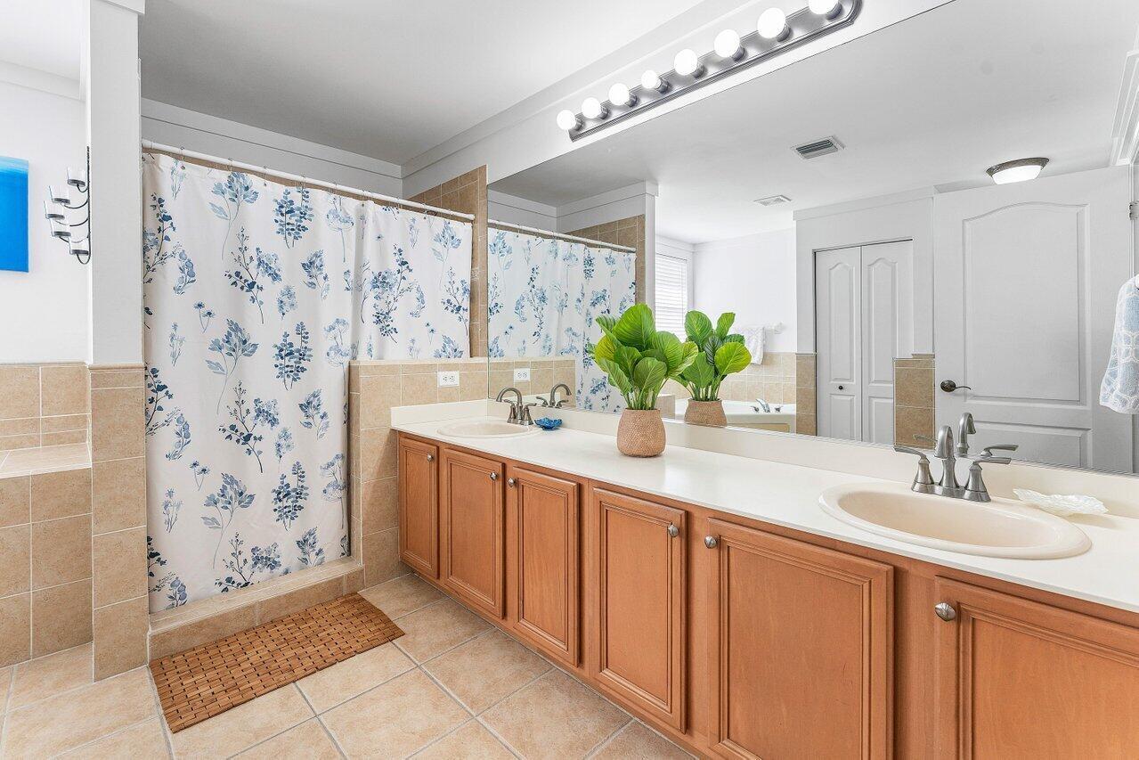 Victoria Groves - Residential