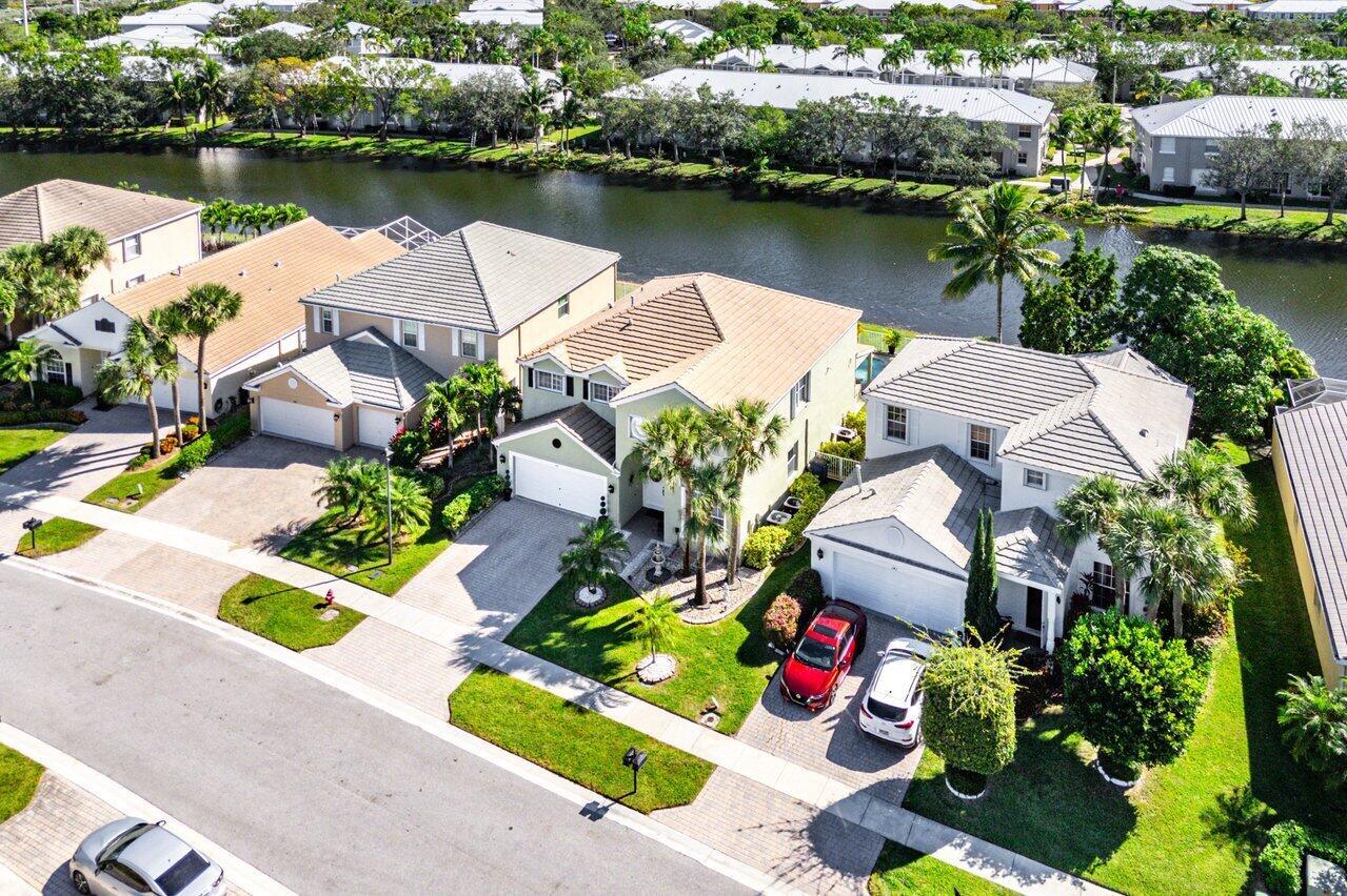 Victoria Groves - Residential