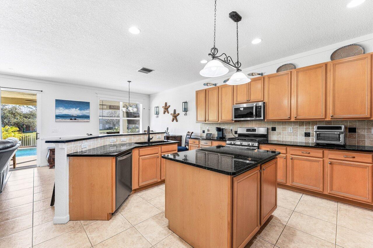 Victoria Groves - Residential