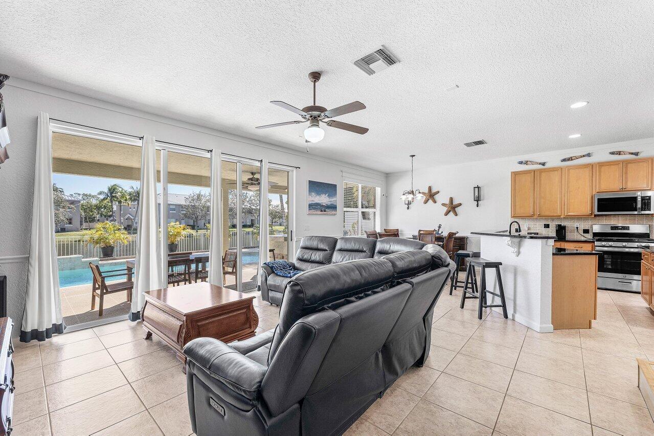 Victoria Groves - Residential