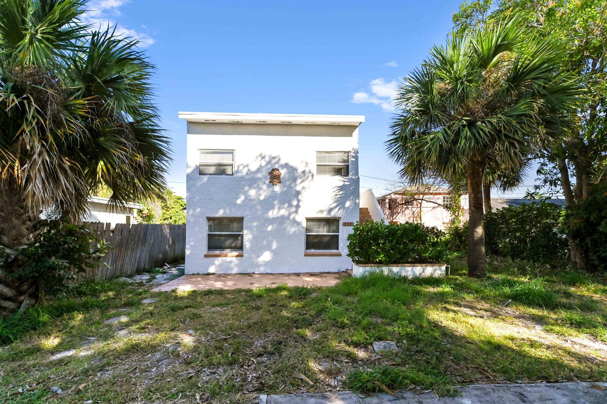 COLONIAL ESTATES - Residential Lease