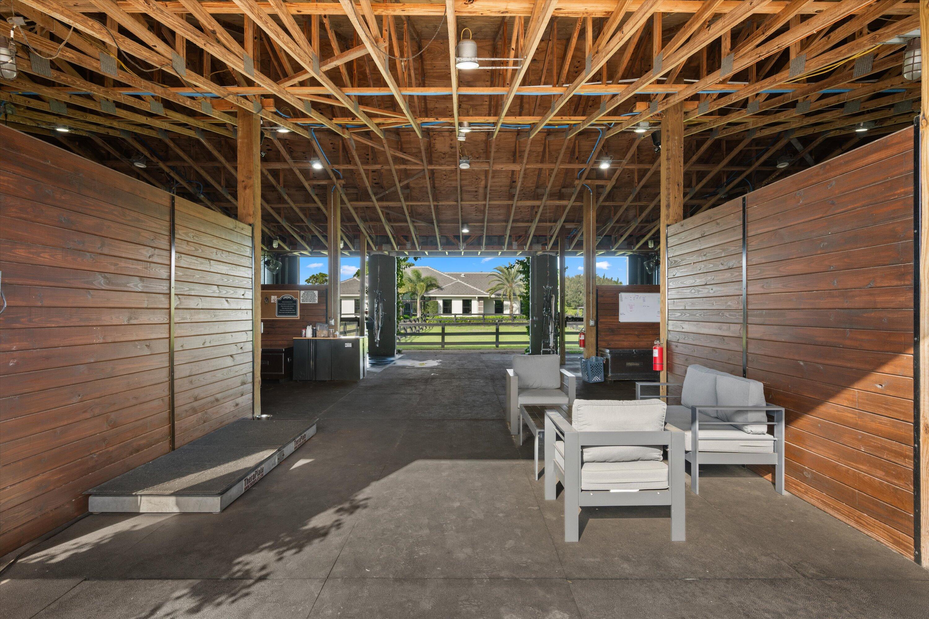 PADDOCK PARK 2 OF WELLINGTON - Residential