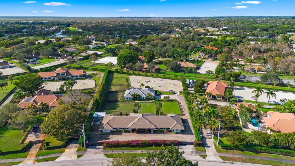 Photo of 14371 Wellington Trace, Wellington, FL 33414 (MLS # R11150500)