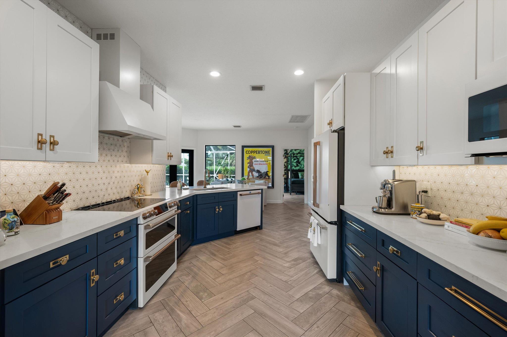 PADDOCK PARK 2 OF WELLING - Residential