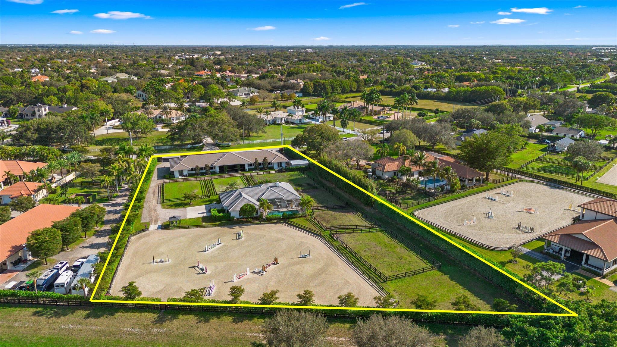 PADDOCK PARK 2 OF WELLING - Residential