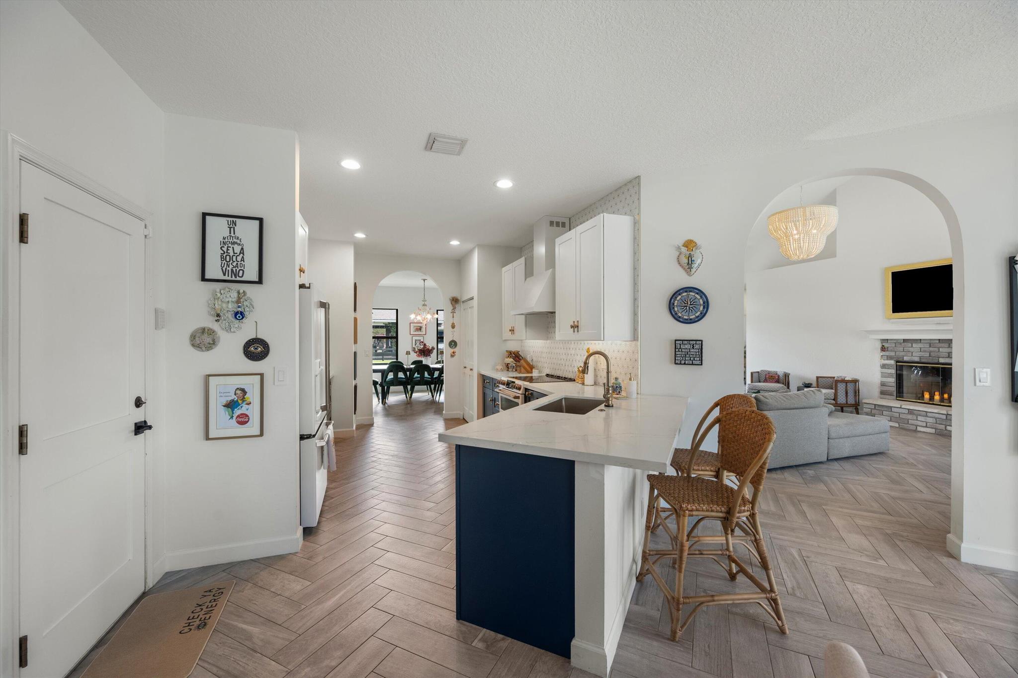 PADDOCK PARK 2 OF WELLING - Residential