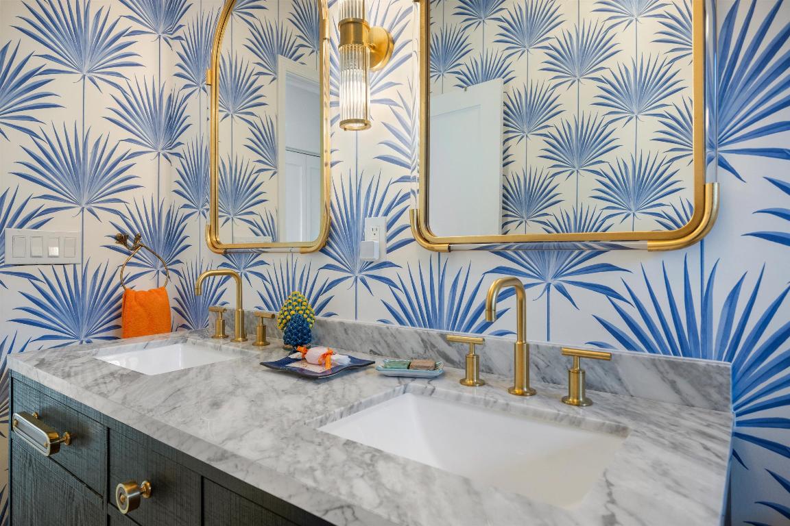 PADDOCK PARK 2 OF WELLINGTON - Residential