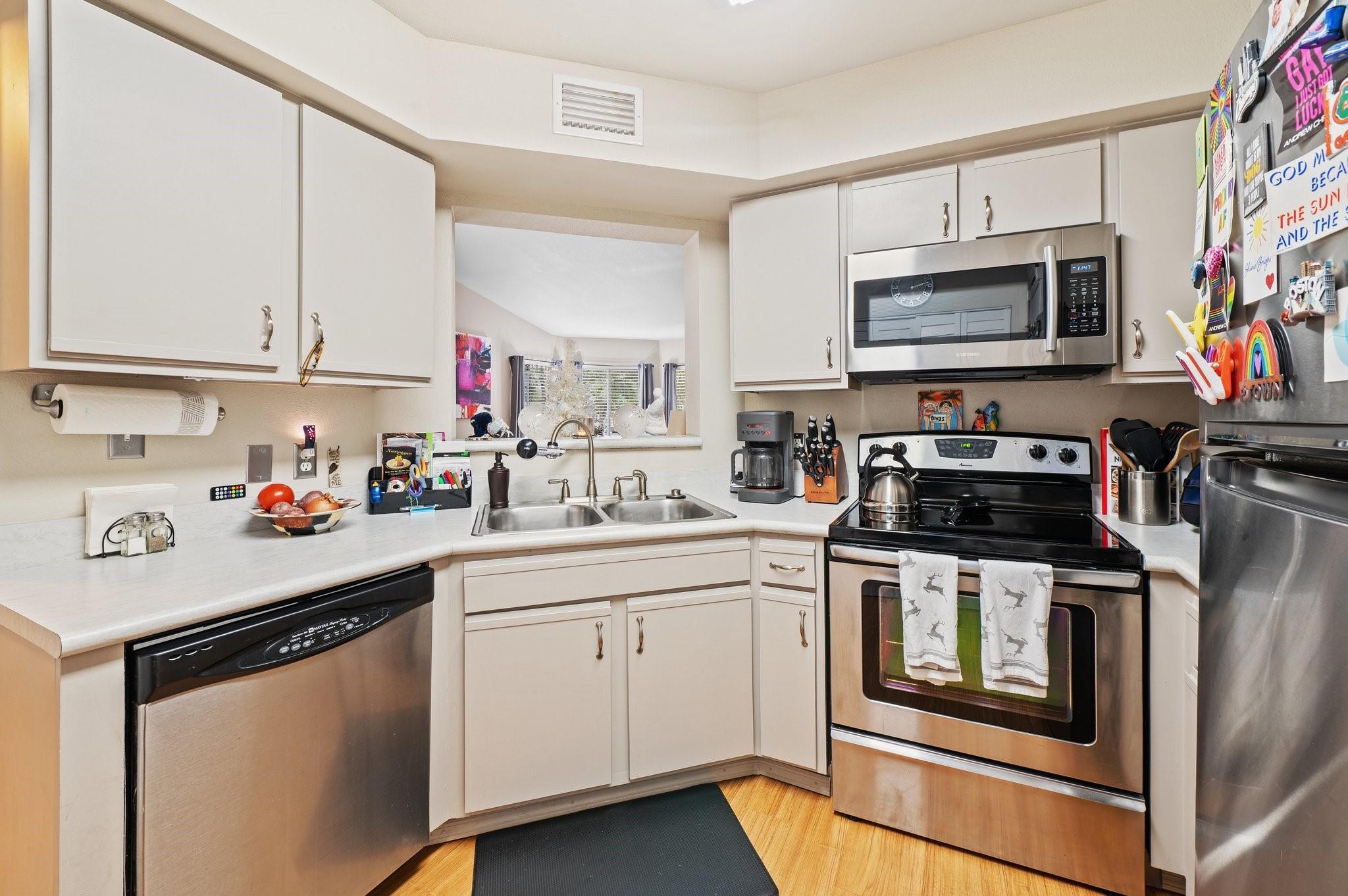 Sailboat Pointe - Residential