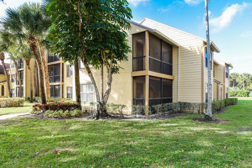 OWNER HAS ACCEPTED AN APPLICATION. STATUS OF LISTING TO CHANGE UPON RECEIPT OF DEPOSIT. NO MORE SHOWINGS.-- Act fast! HOA min score is 600 + hoa can approve in approx 1 week for quick move-in! All applications will be considered as long as you have with 3x/income per month. Don't let this move-in ready 2 bedroom 2 bathroom condo w/ screened in patio and extra storage closet get away again! It's Bright and airy with vaulted ceilings. Full size washer/dryer in unit. Rent includes water. Centrally located, you're minutes to shopping and the ocean. HOA maintains the common areas and includes water, sewer exterior building insurance, roof maintenance. Boynton Landings has a clubhouse, resort style pool, gym, indoor basketball court and tennis courts.