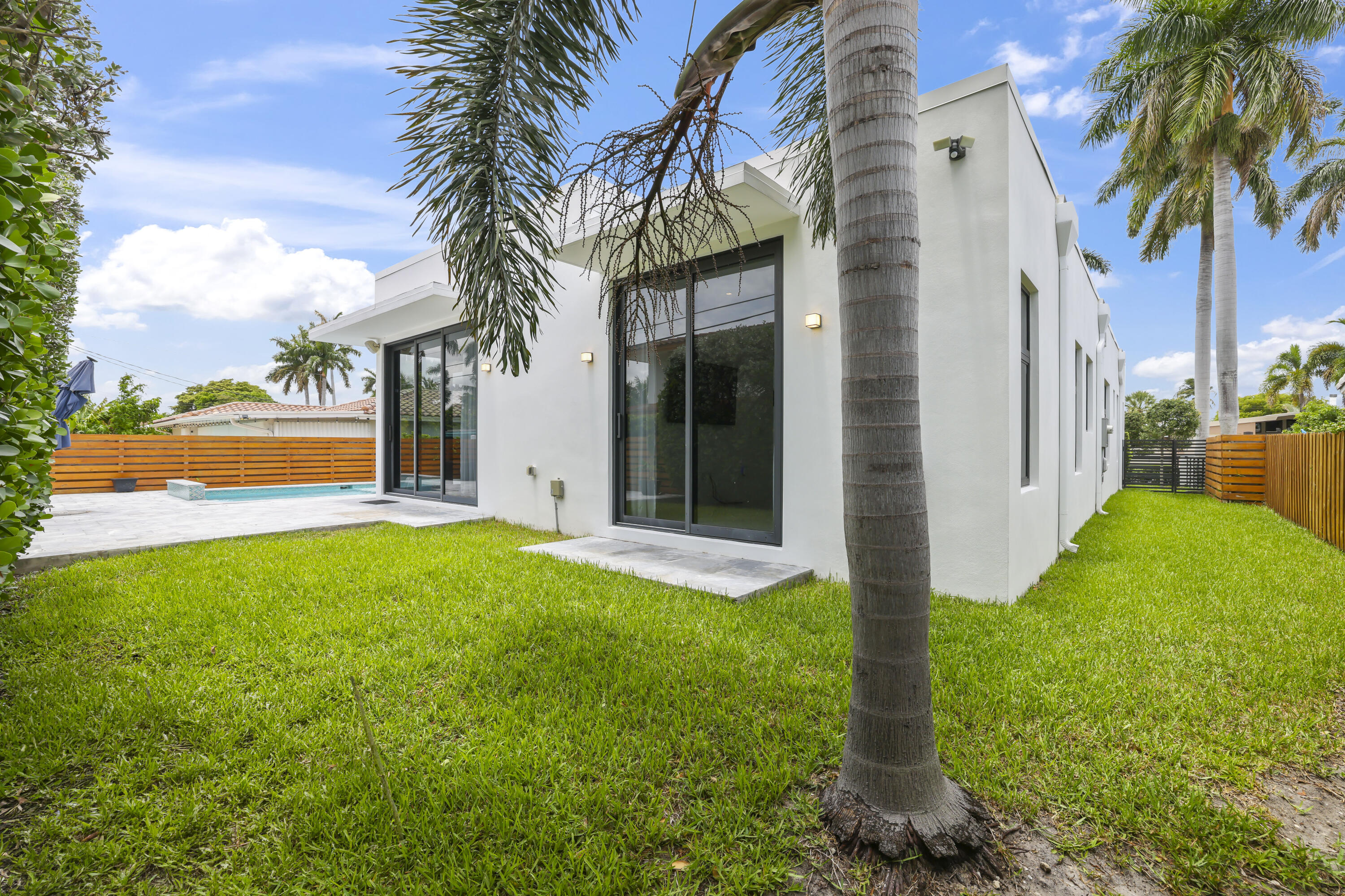 2620 SE 6th Street
