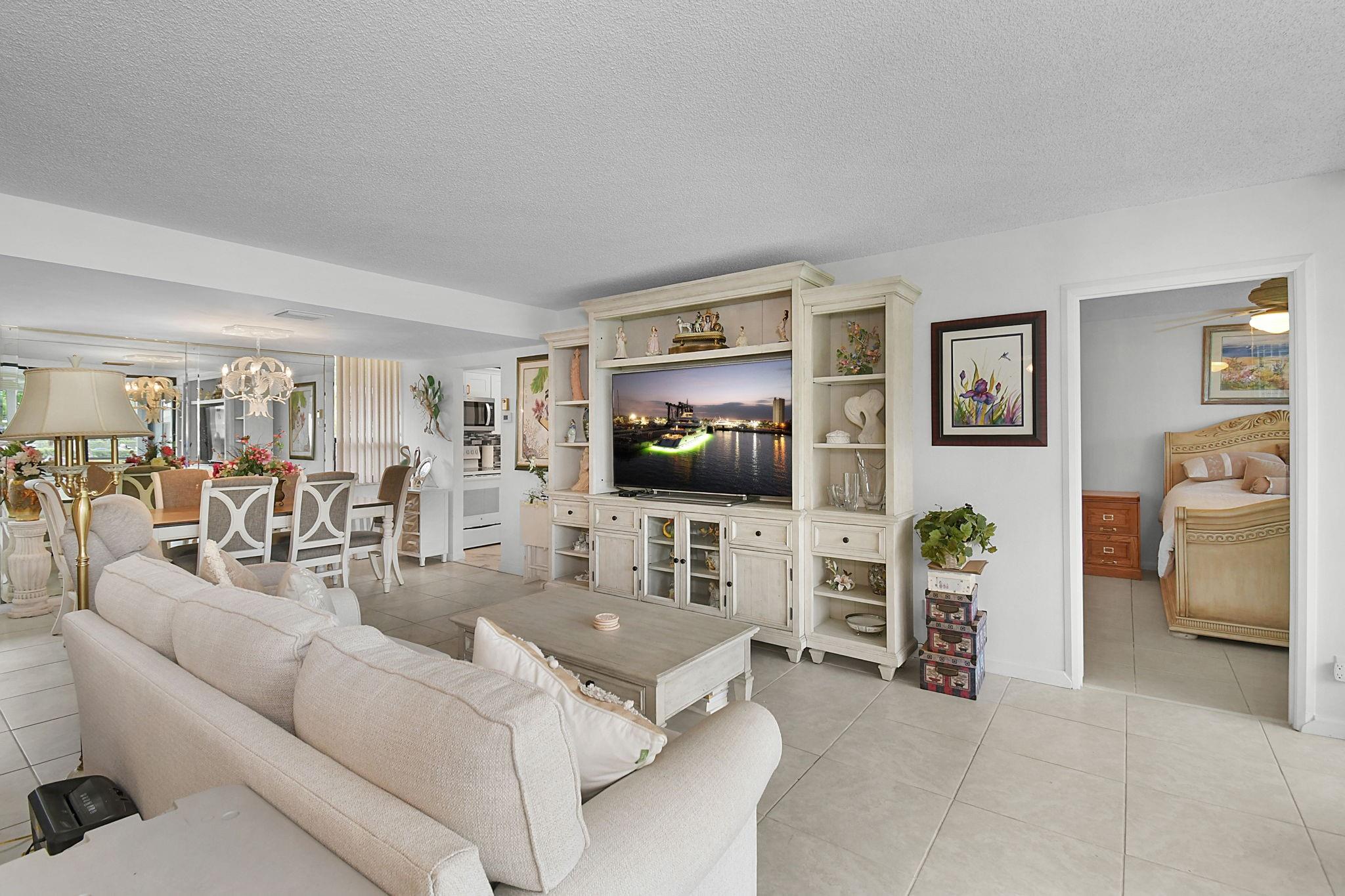 Fairwinds Cove Condo - Residential Lease