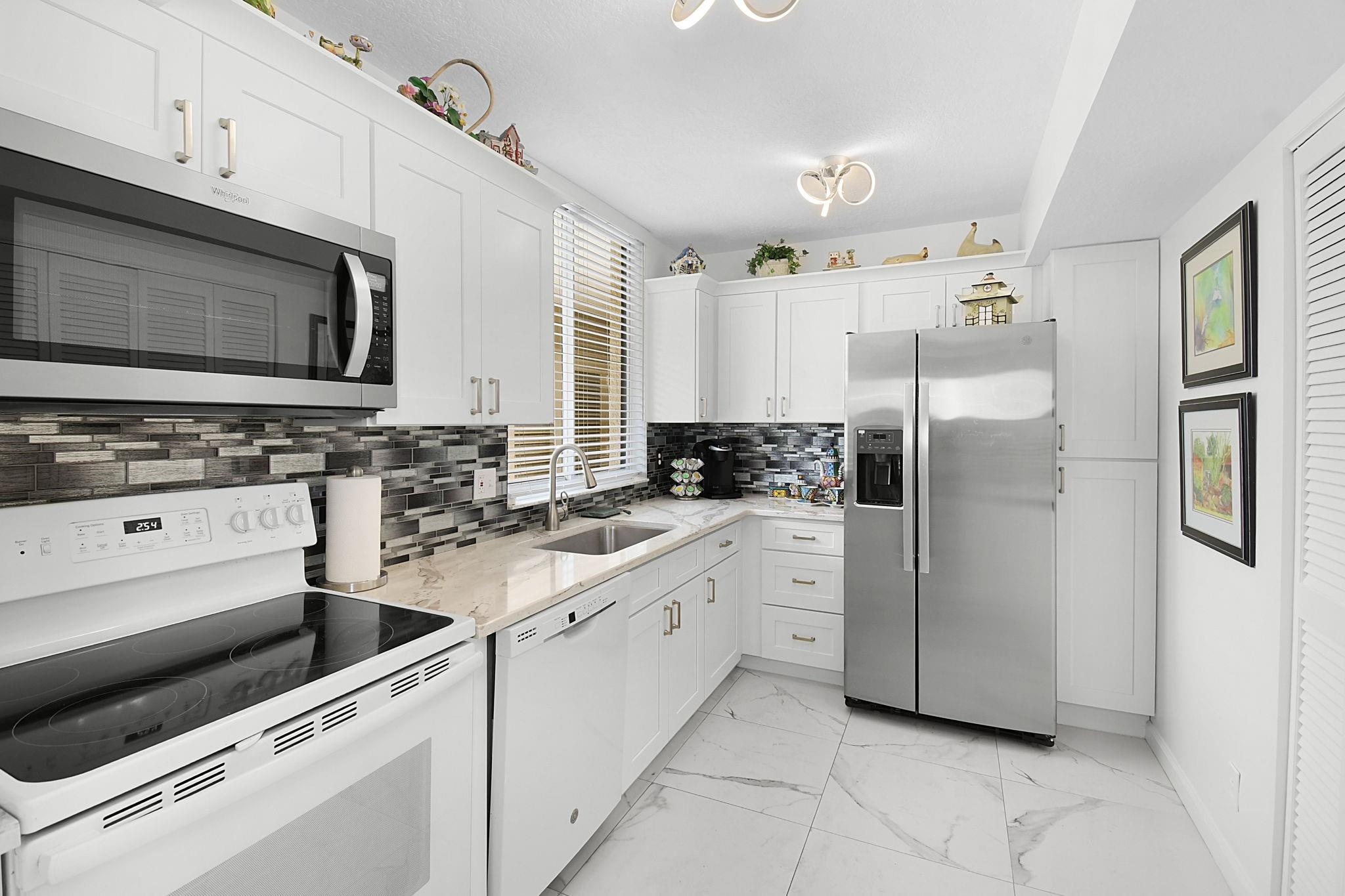 Fairwinds Cove Condo - Residential Lease