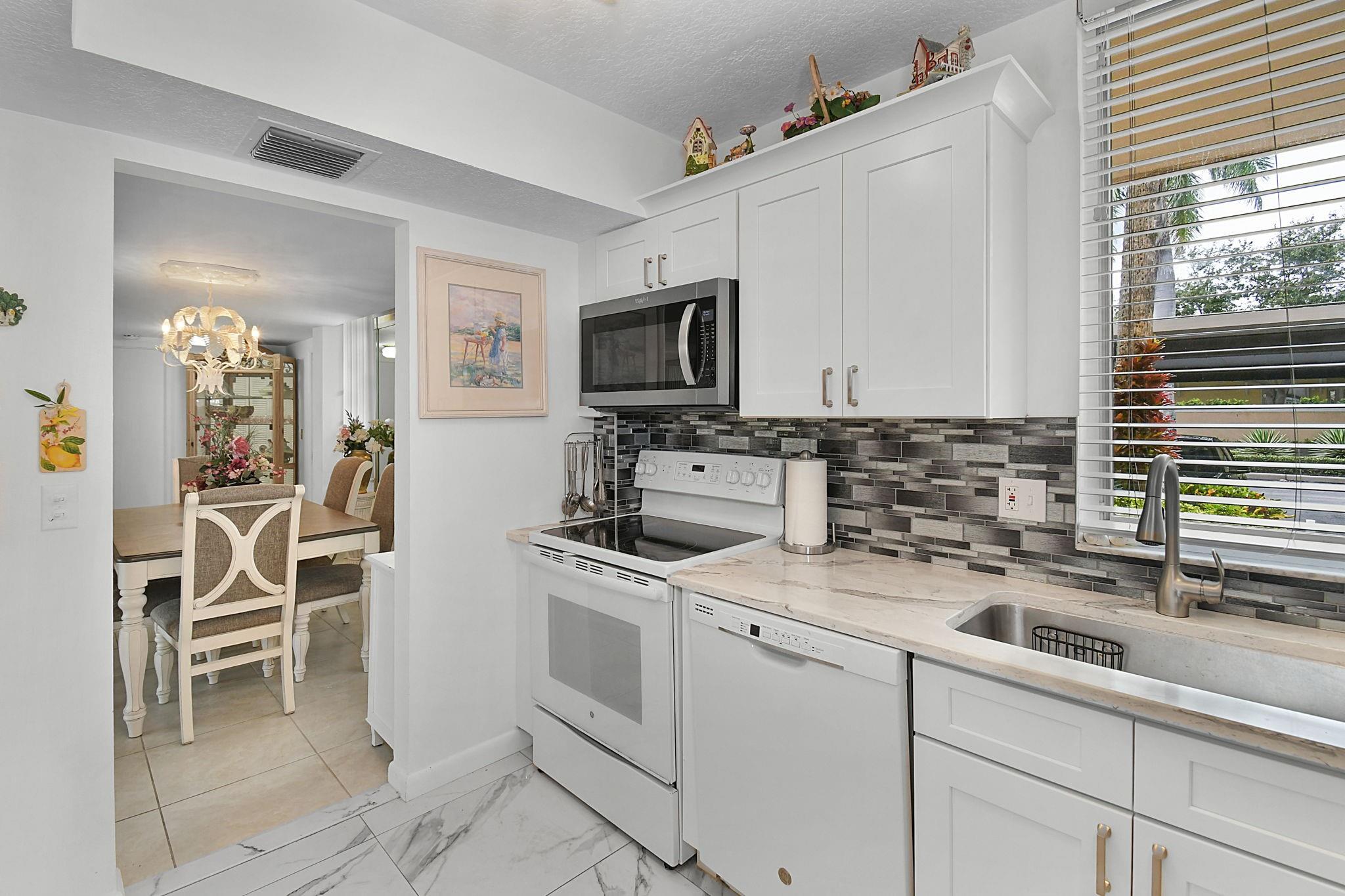 Fairwinds Cove Condo - Residential Lease