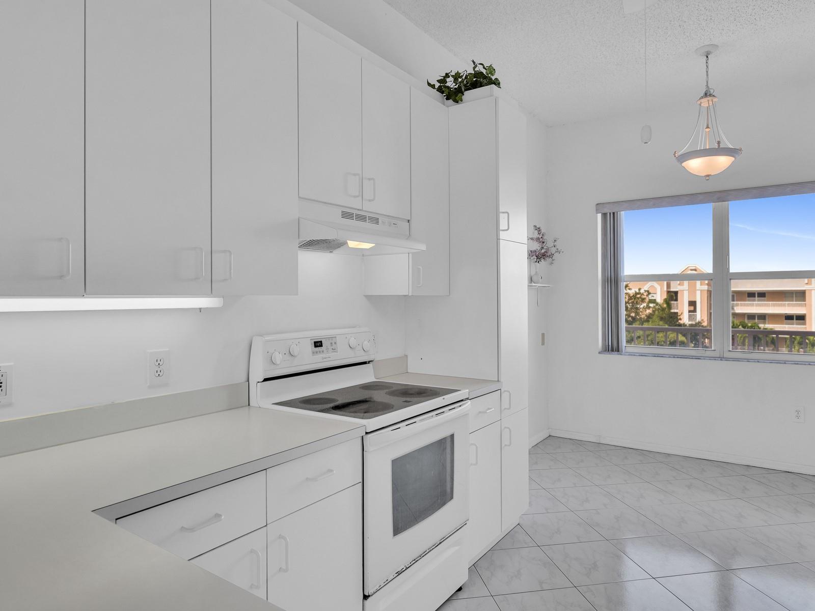 Sunrise Lakes Phase 4 - Residential