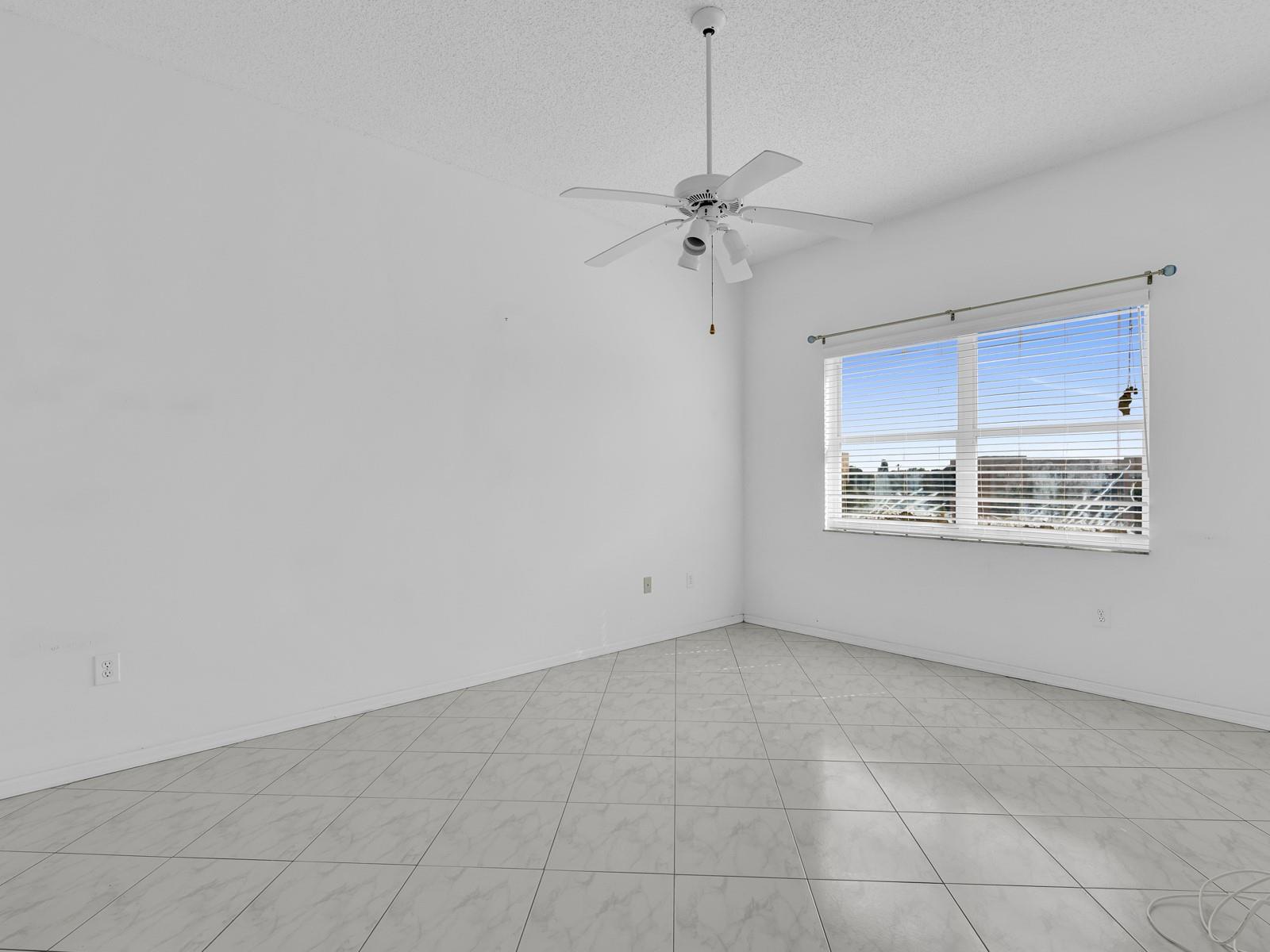 Sunrise Lakes Phase 4 - Residential