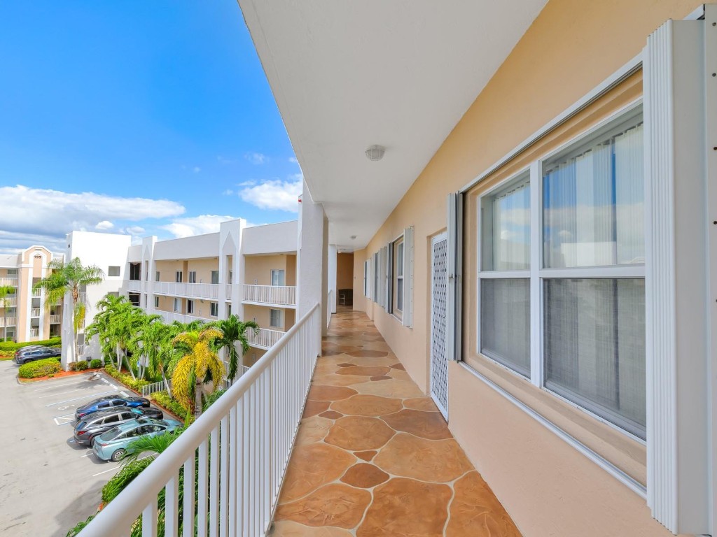 Sunrise Lakes Phase 4 - Residential