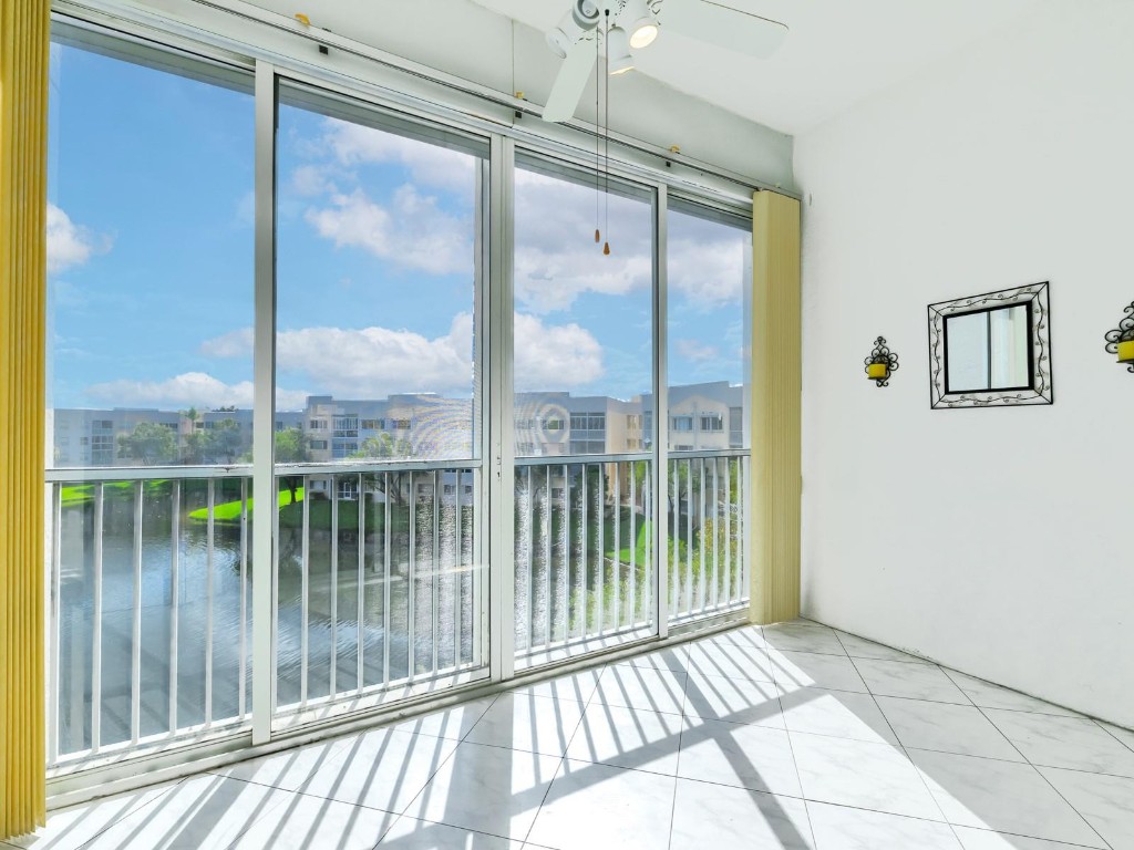 Sunrise Lakes Phase 4 - Residential